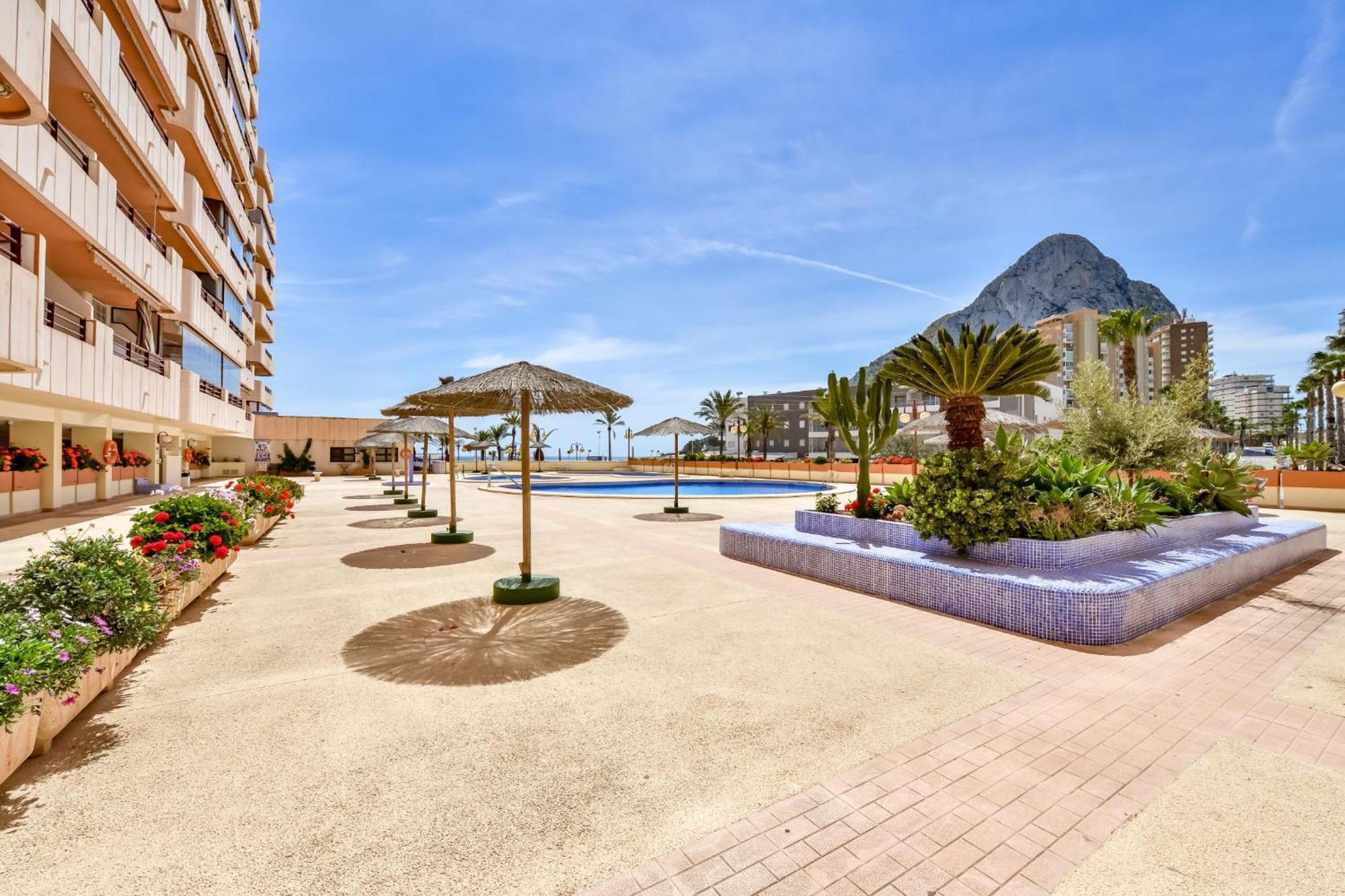 Apartamentos Zafiro Atico Calp Extérieur photo
